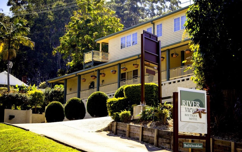 Riverview Boutique Motel 2/48