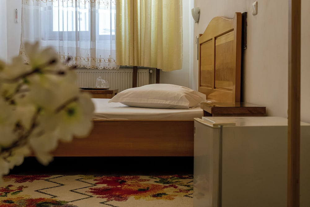 SUPERIOR, DOUBLE BED