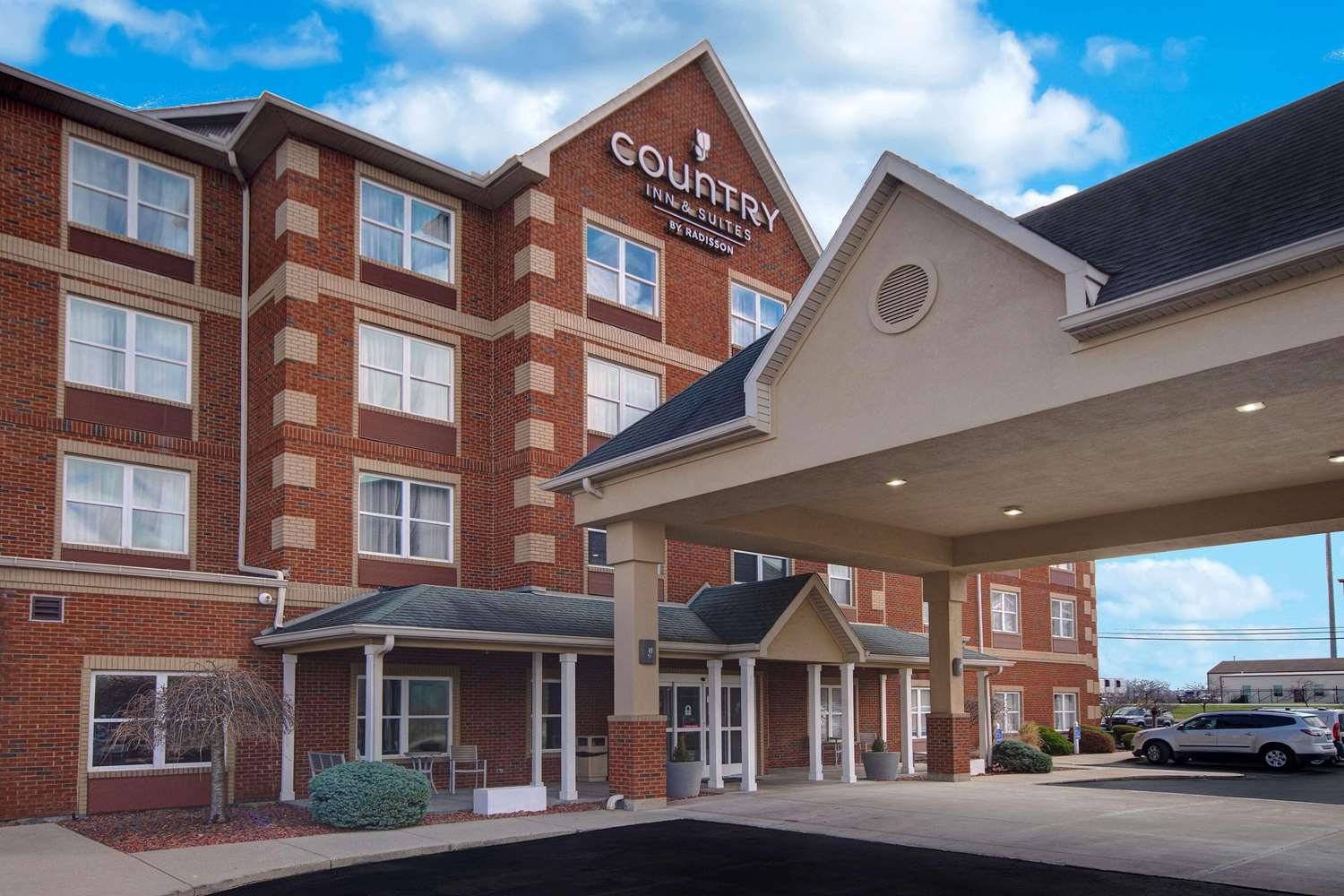 Country Inn & Suites By Radisson Cincinnati Airport KY 16/19