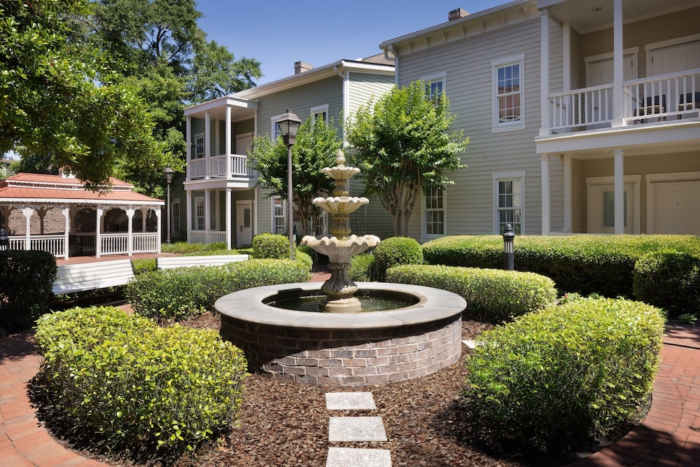 Residence Inn by Marriott Savannah Downtown/Historic District 42/50