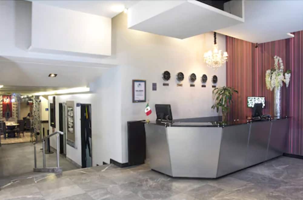 Regente Hotel 7/44