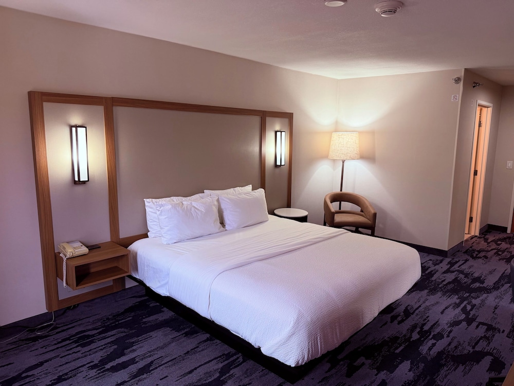 Fairfield Inn and Suites Billings 19/50