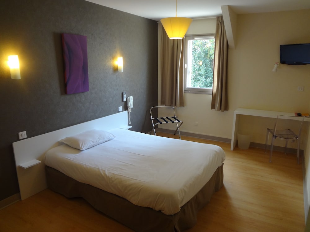 P Tit Dej Hotel Niort 27/58