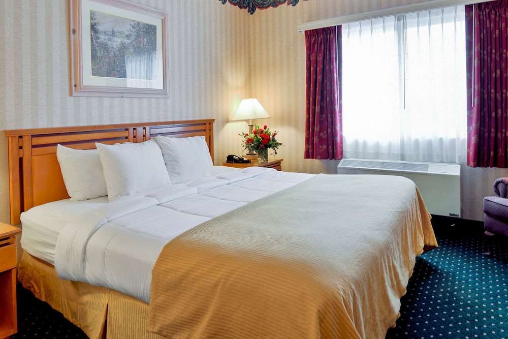 Clarion Suites Anchorage Downtown 17/45