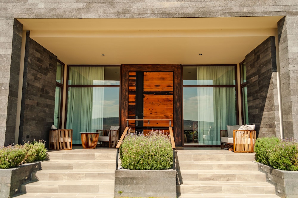 Hotel Tres Raices 5/55