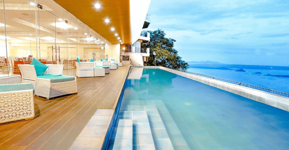 The Lake Hotel Tagaytay 17/44