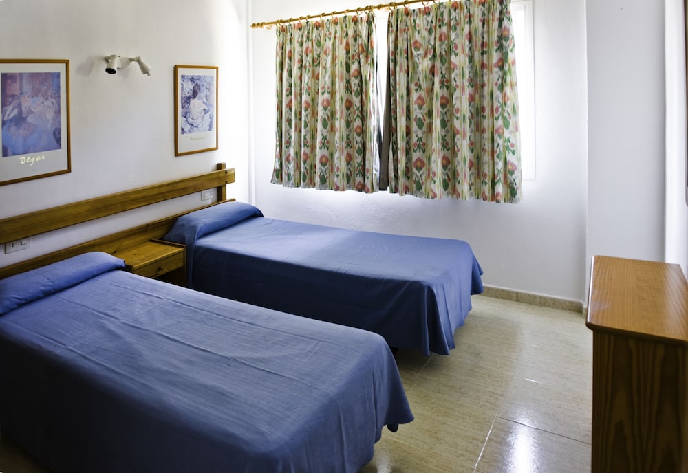Hotel El Pinar 12/50