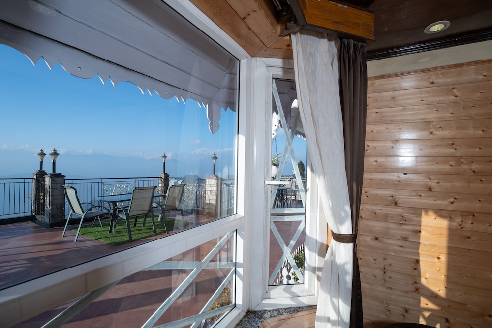 Summit Grace Resort And Spa 25/48