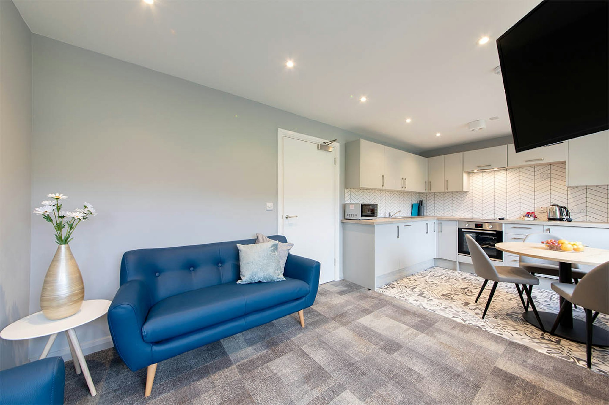 The Spires Serviced Apartments Cardiff 16/22