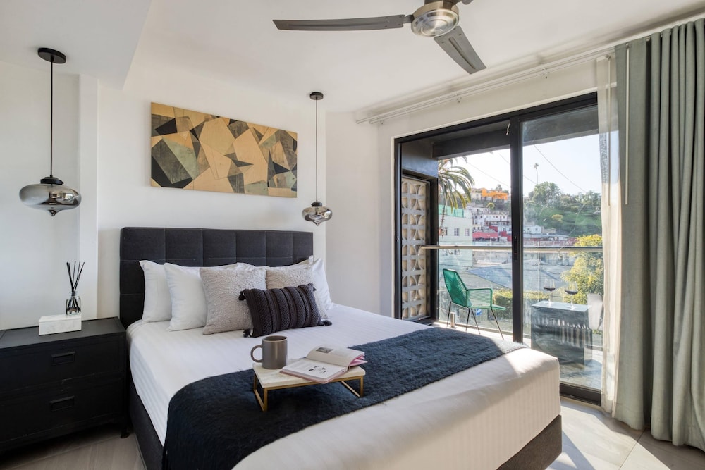 Comfort Suites Tijuana 28/65