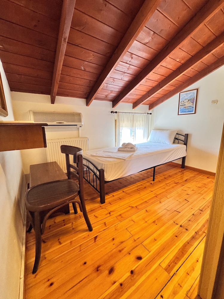 Alexaria Holidays Apartments 16/37