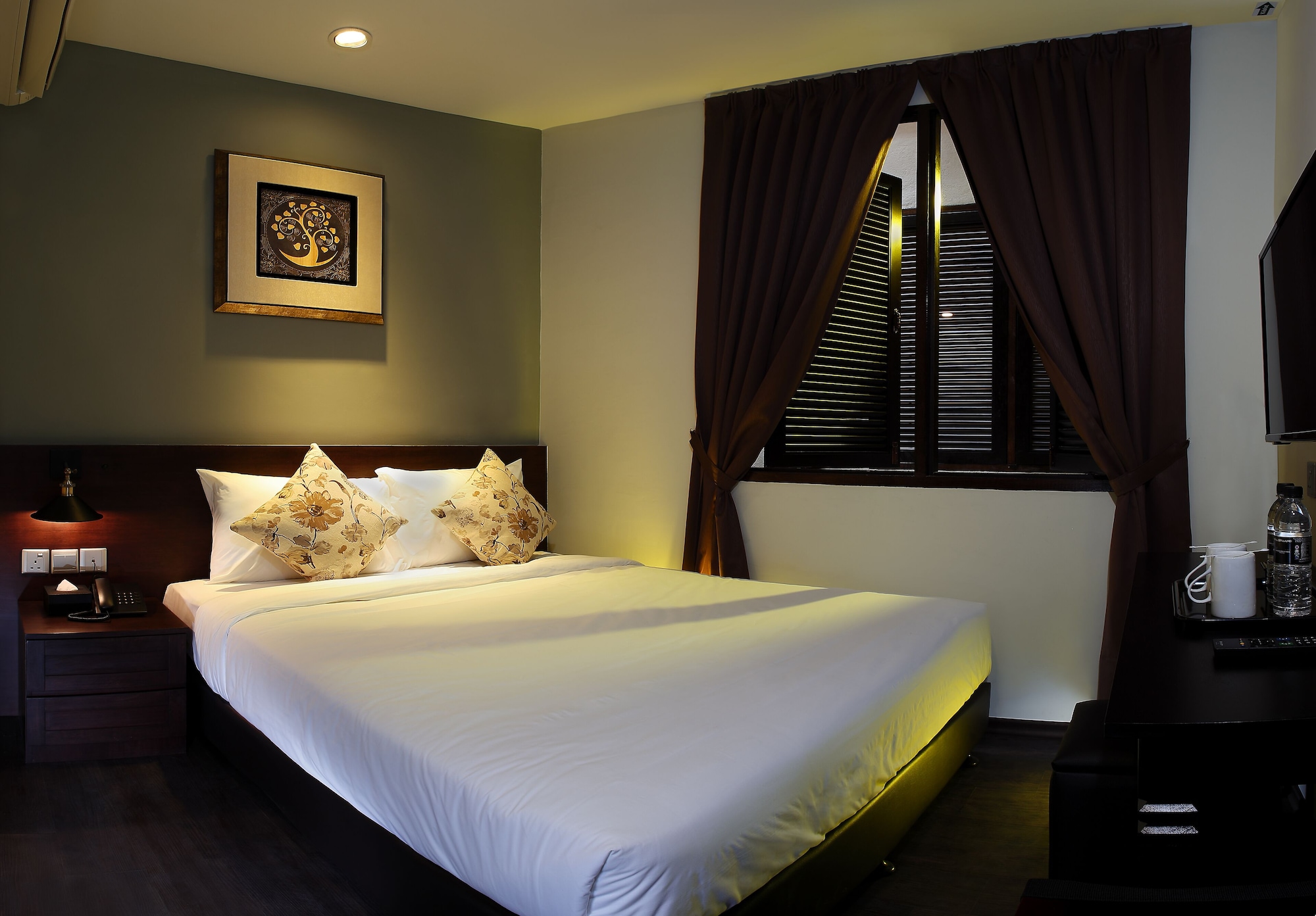Kimberly, Standard, King Bed