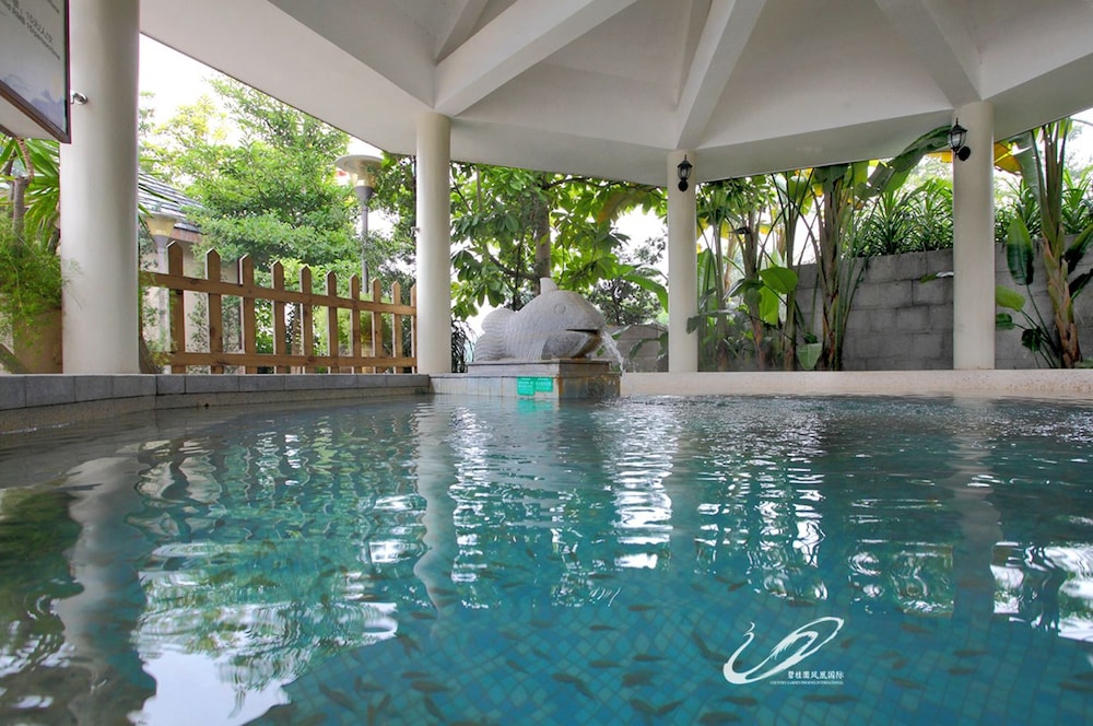 Country Garden Holiday Hot Spring Hotel 10/50