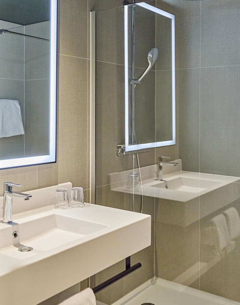 Novotel Paris Est 72/74