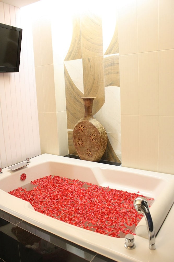 Panlaan Boutique Resort 42/72
