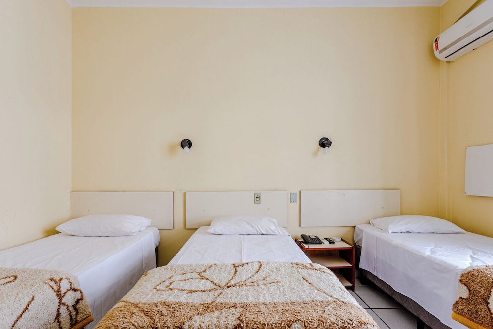 SUPERIOR, TRIPLE, 3 BEDS