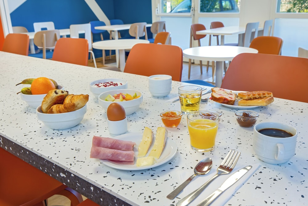 ibis budget Valence Nord Plateau des Couleures 39/54