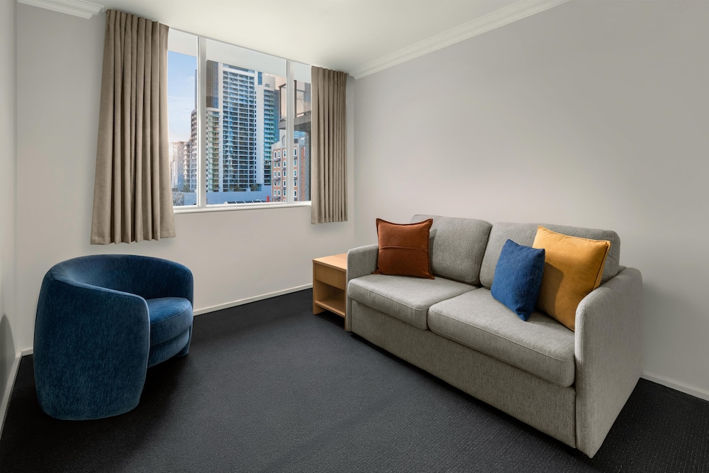 Oaks Perth Hotel 40/61