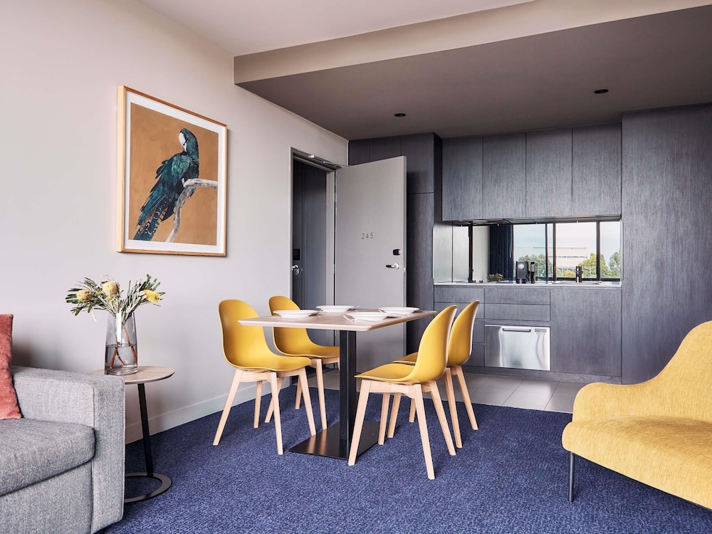 Mantra Melbourne Epping 33/58