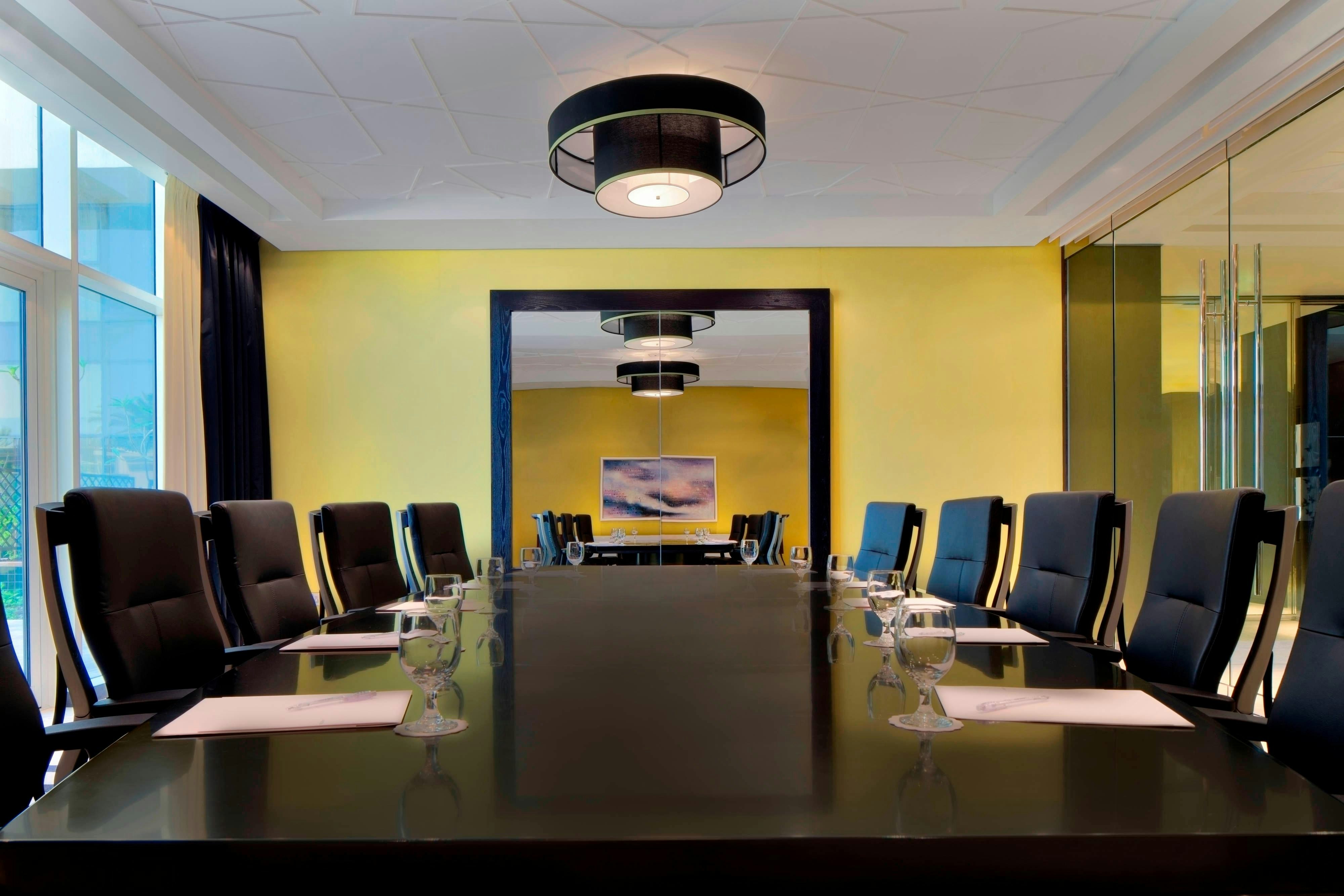 Le Meridien Dubai Hotel and Conference Centre 66/77