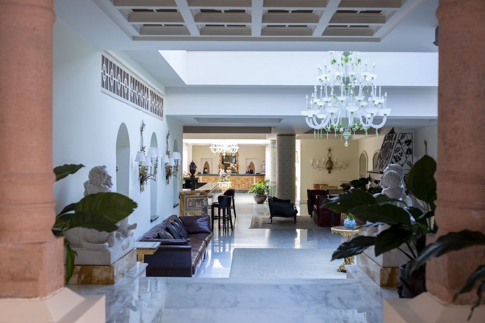 Manzi Hotel & Spa 60/77