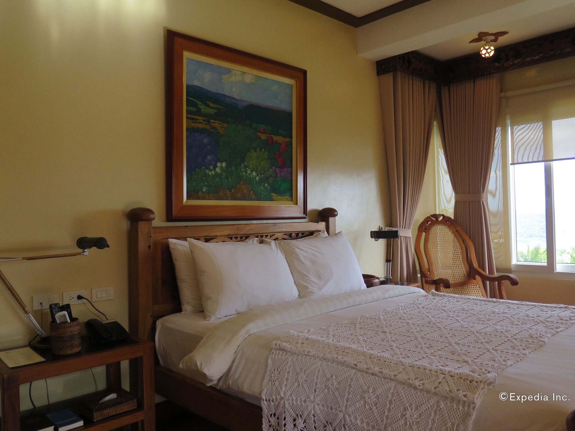 ROOM, ANNEX