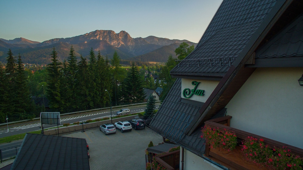 APARTAMENTY JAN - ZAKOPANE 8/62