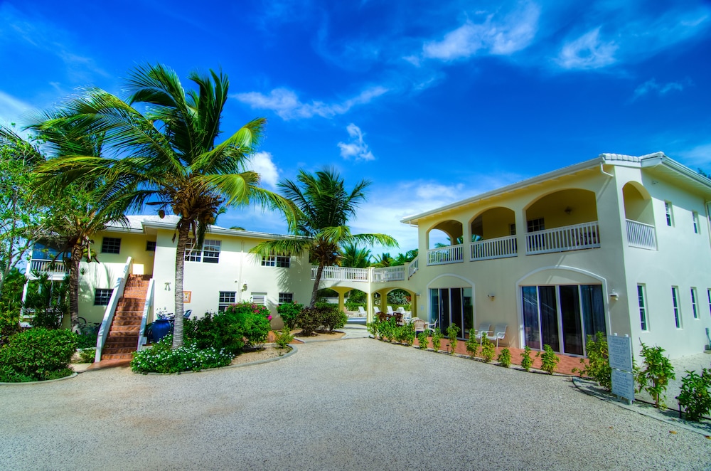 Grace Bay Beach Ocean Villas 37/50