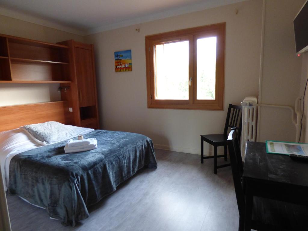 LOGIS HÔTEL LA CREMAILLÈRE 10/23