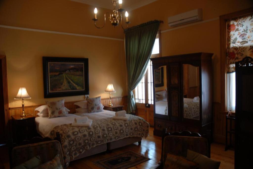 Moonlight Manor Boutique Guesthouse 8/33