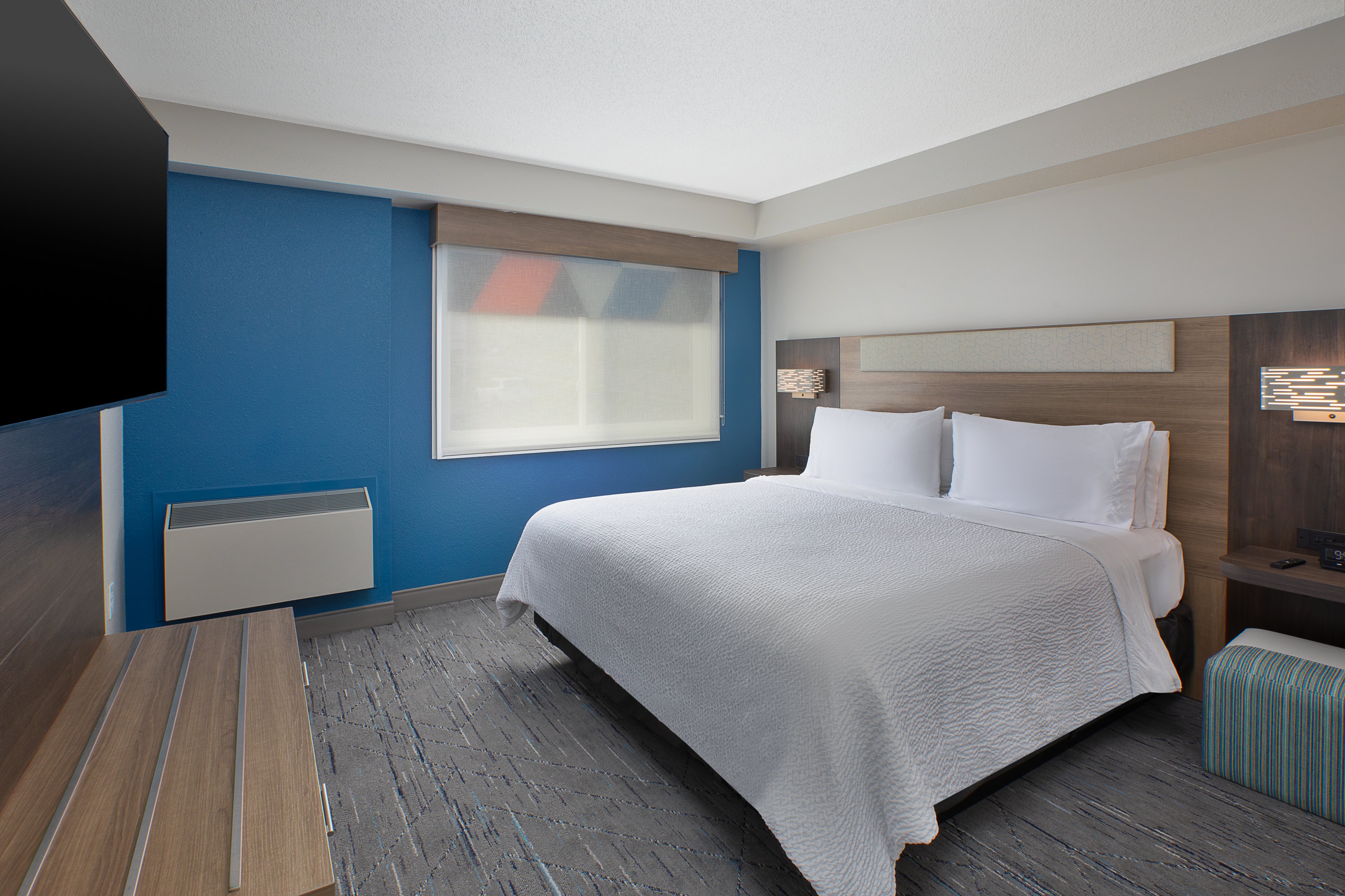 Holiday Inn Express Suites Fredericton 34/76
