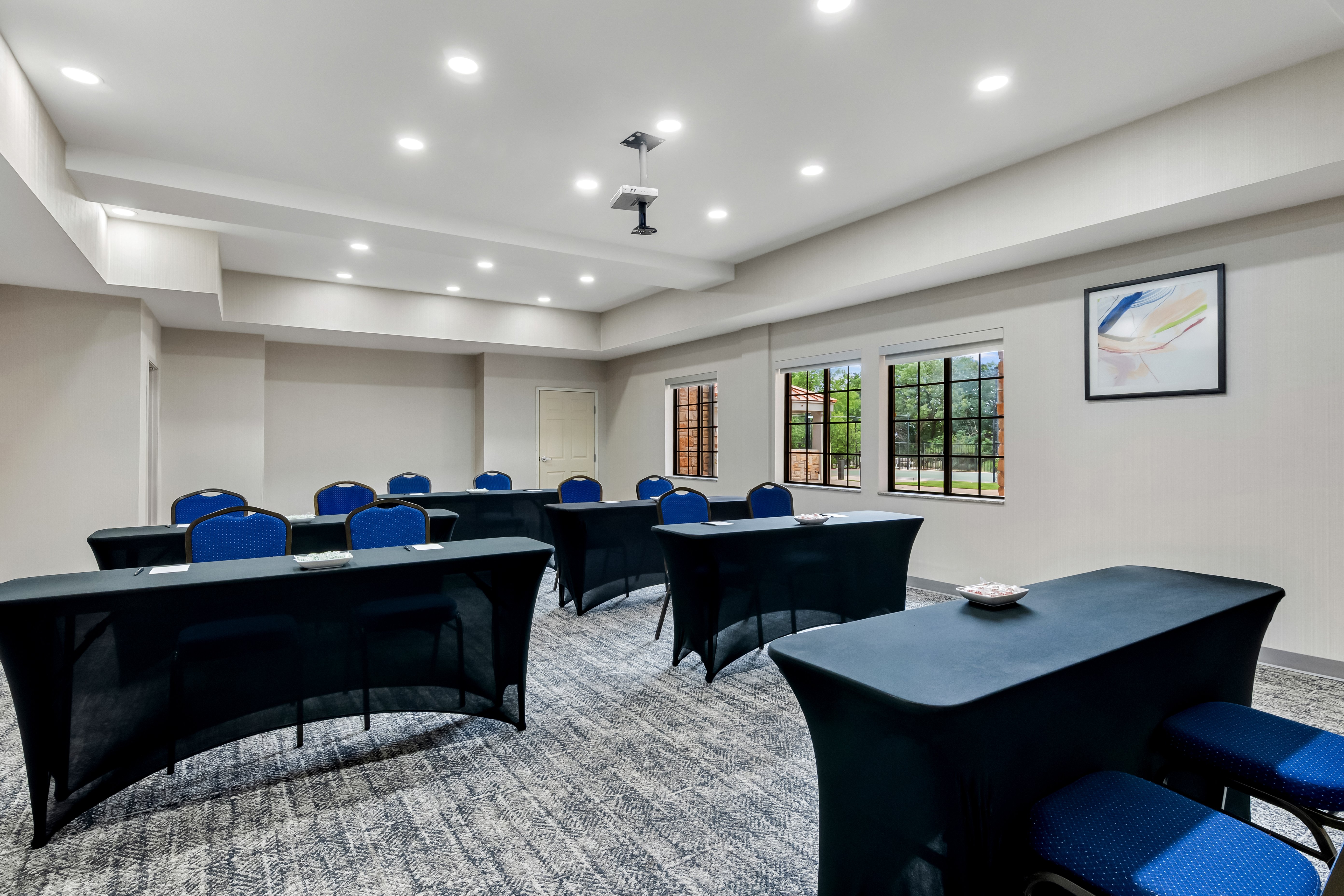 Staybridge Suites Oklahoma City 68/74