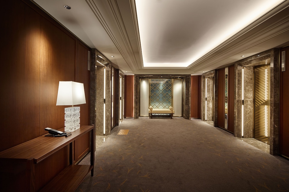 Lotte Hotel Seoul Executive Tower 34/68