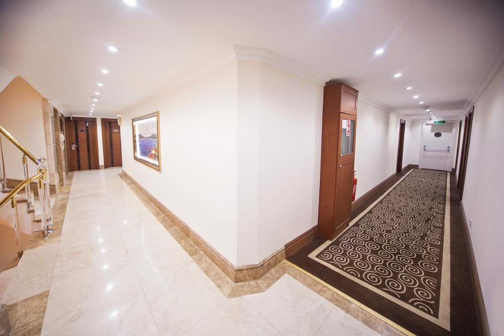 Grand Asiyan Hotel 6/46