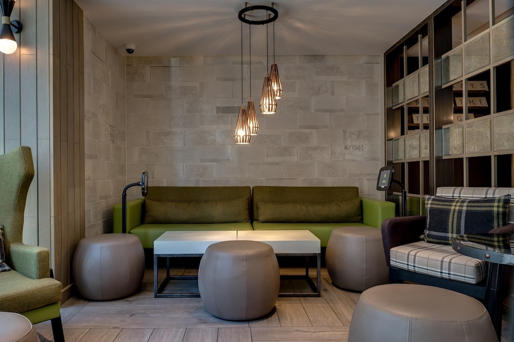 Hub by Premier Inn Edinburgh Royal Mile 31/48