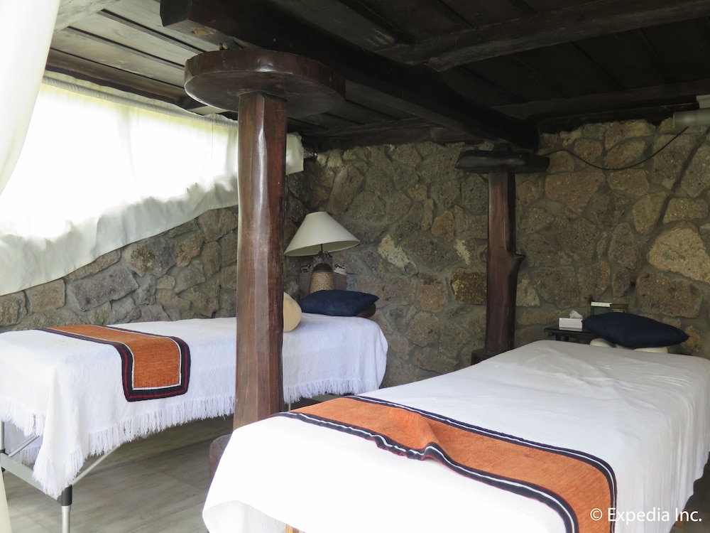 Nurture Wellness Village 28/70