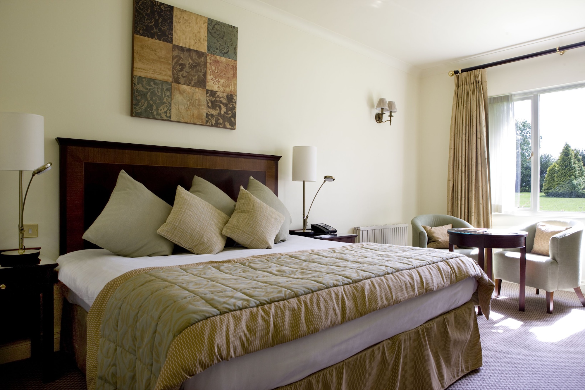 Executive, King Bed