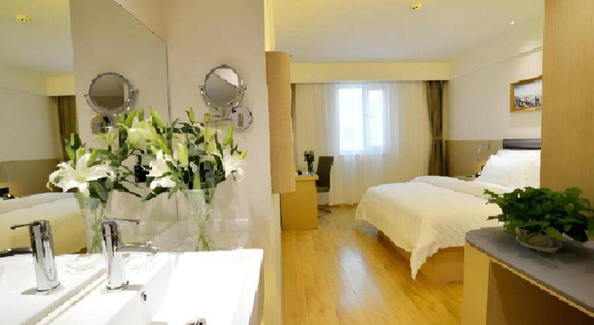 Jinjiang Metropolo Hotel of Qingdao University 47/48