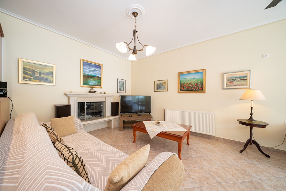 Faos Luxury Apartments 23/50