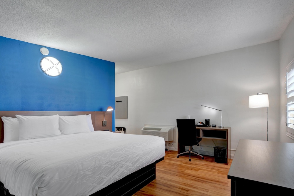 Budget Inn of America 25/65