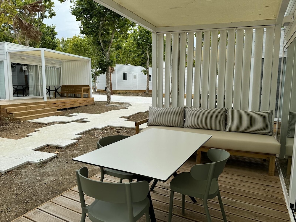 Costa del Sol Glamping Village 35/50