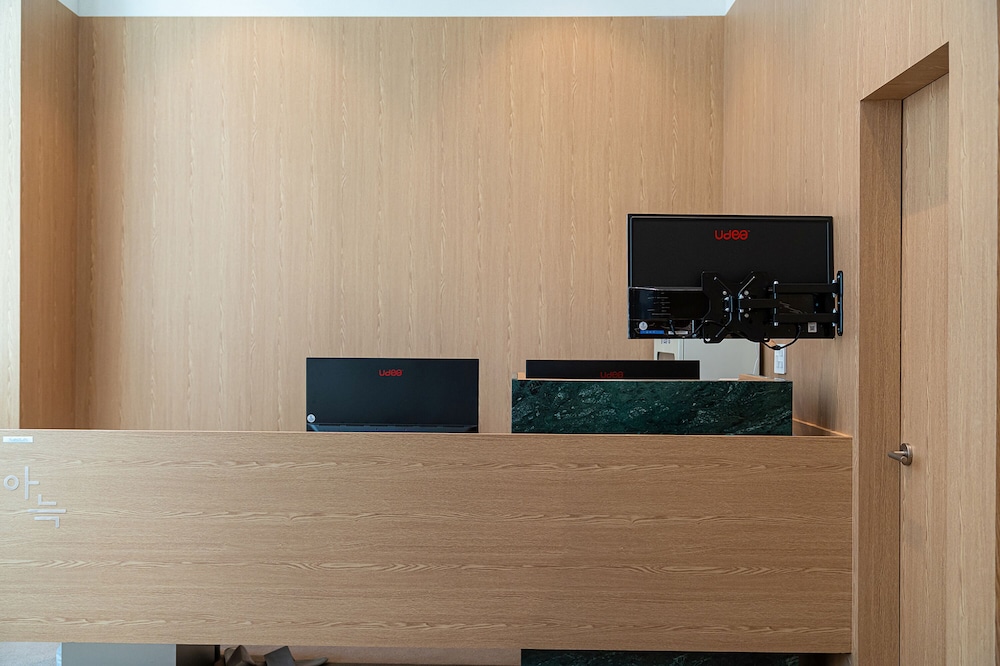 Aank Hotel Hongdae 43/46