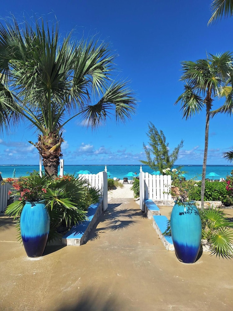 Sibonne Beach Hotel 43/62