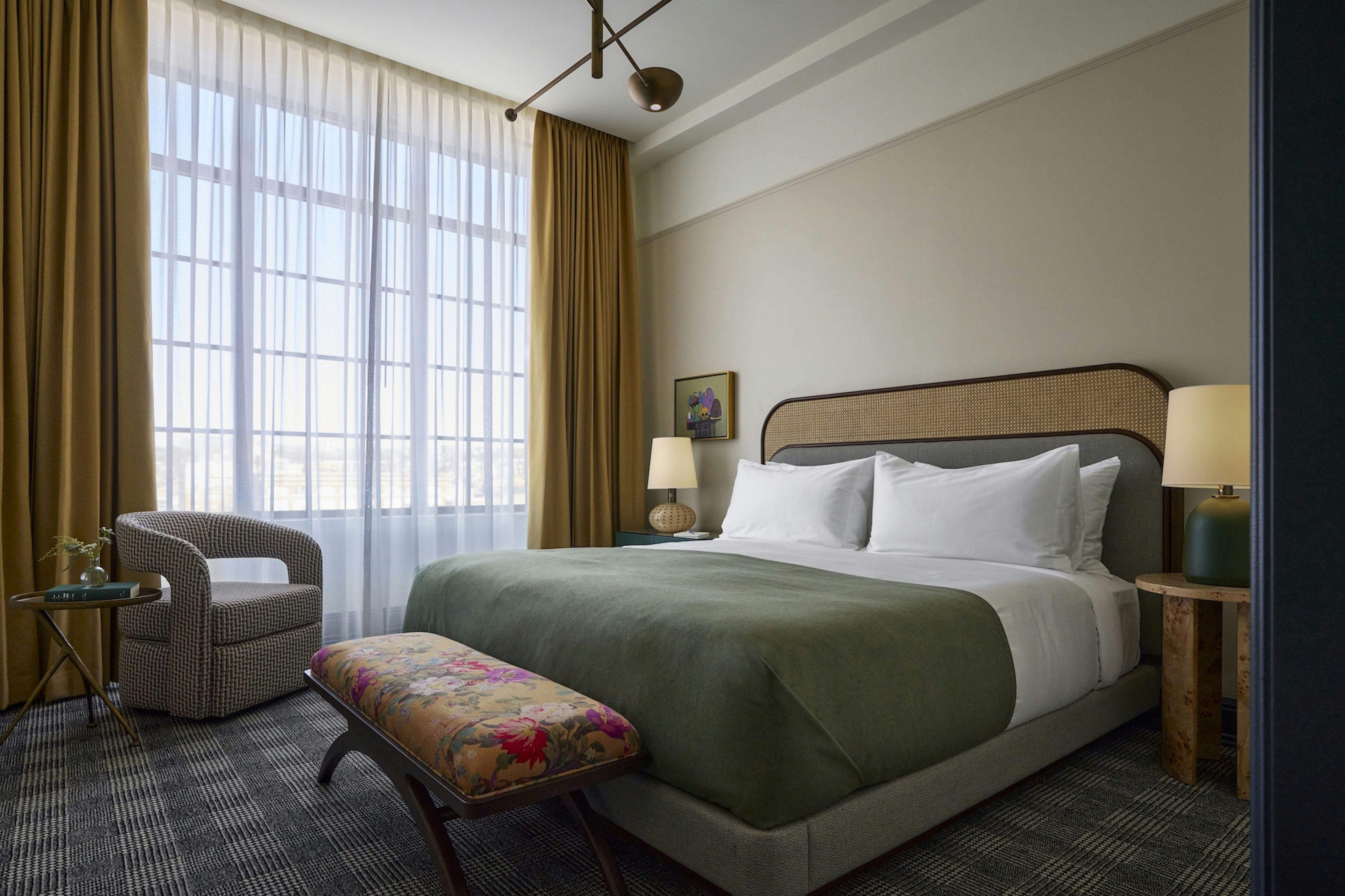 Cincinnati's Fidelity Hotel 8/50