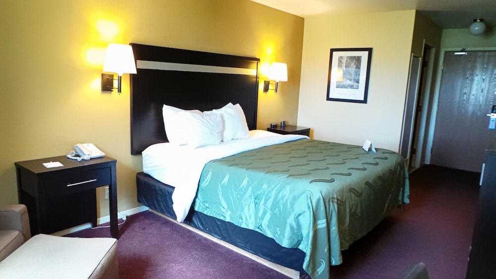 Quality Inn Airport Boise ID 16/50