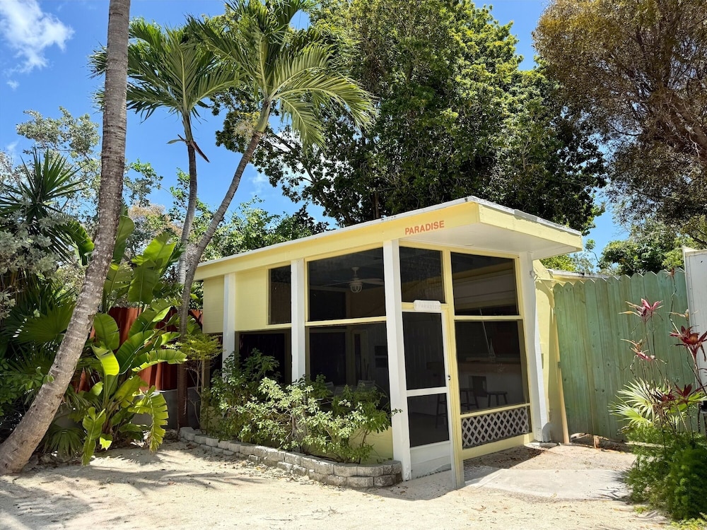 Sunset Cove Beach Resort 4/46