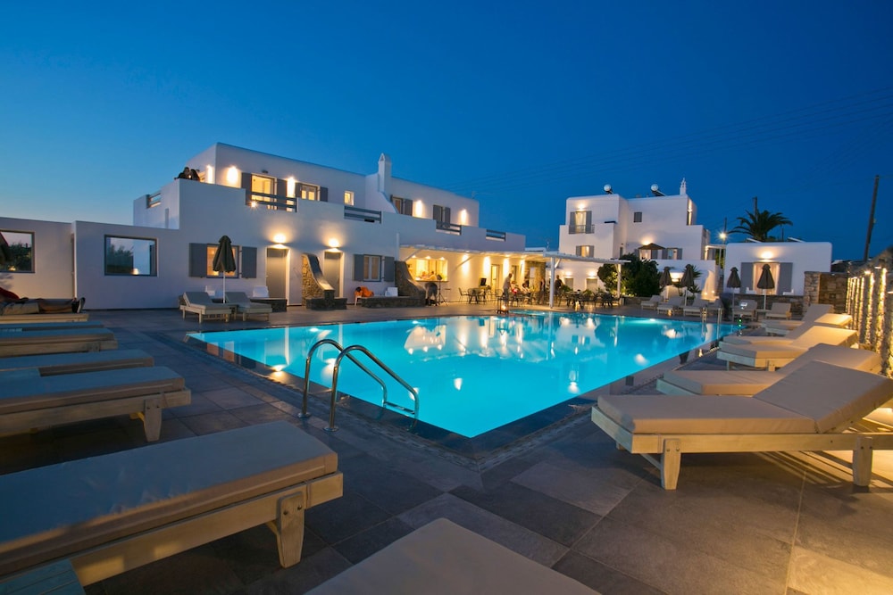 Anna Maria Mykonos Hotel 62/66