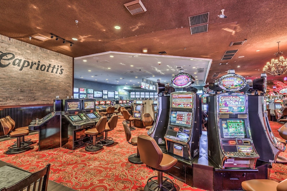 Edgewater Hotel Casino 26/58