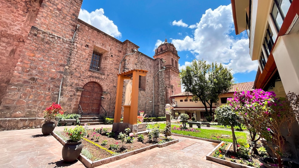 Monasterio San Pedro 63/70