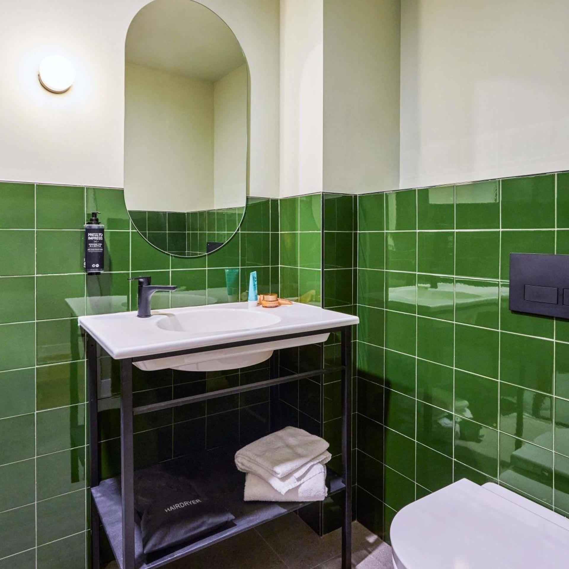 غرفة بزنس بريميوم بسرير فردي، Ibis Styles Madrid Airport Valdebebas 8/9